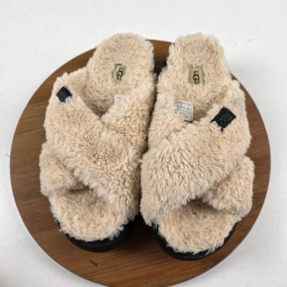 UGG Fuzz Sugar Cross Slide 1120860 Slippers Sandals Cream Natural -US 9 - Picture 1 of 10